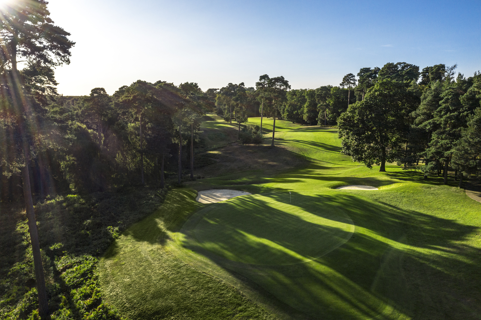 This Golf Foundation auction offers golf and luxury