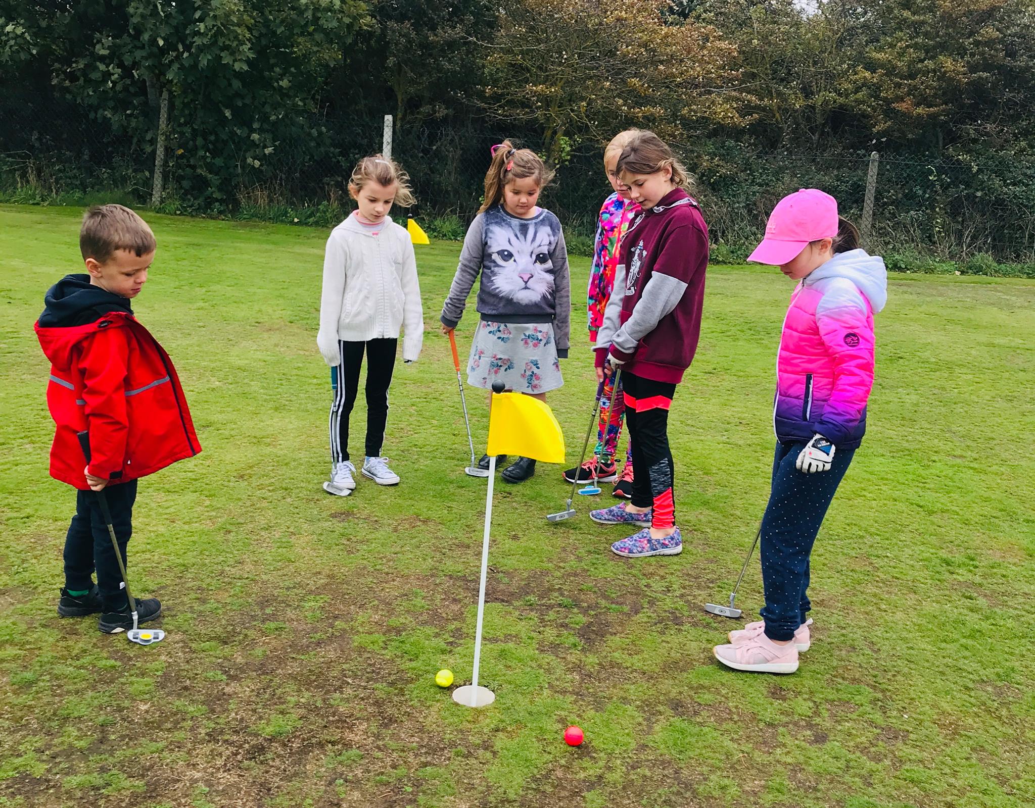 Woman who granted a golfing wish to her dying husband has now introduced 100 children to golf