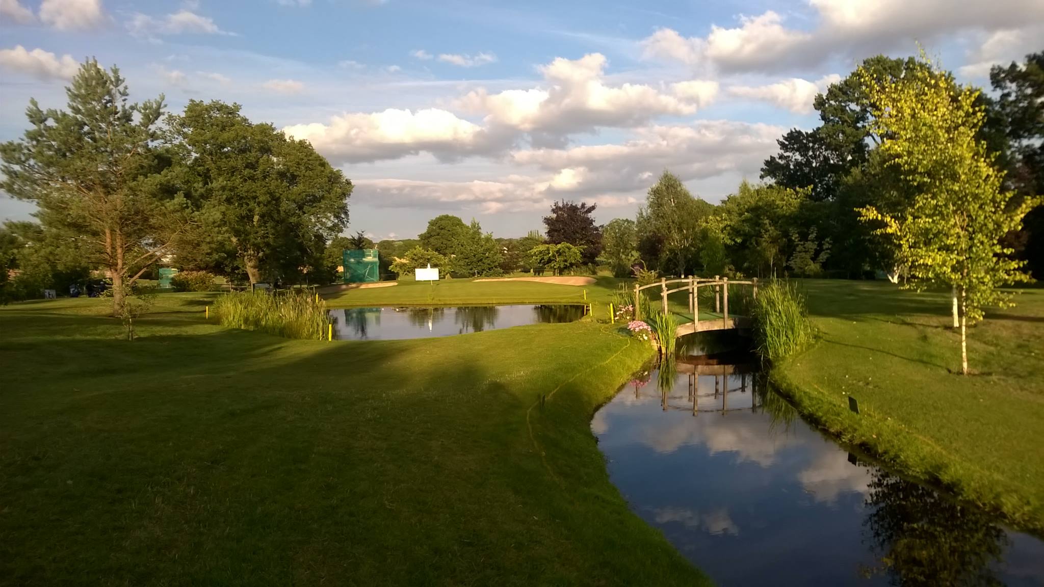 Golf club owner says he’s prepared to go to jail over business rates