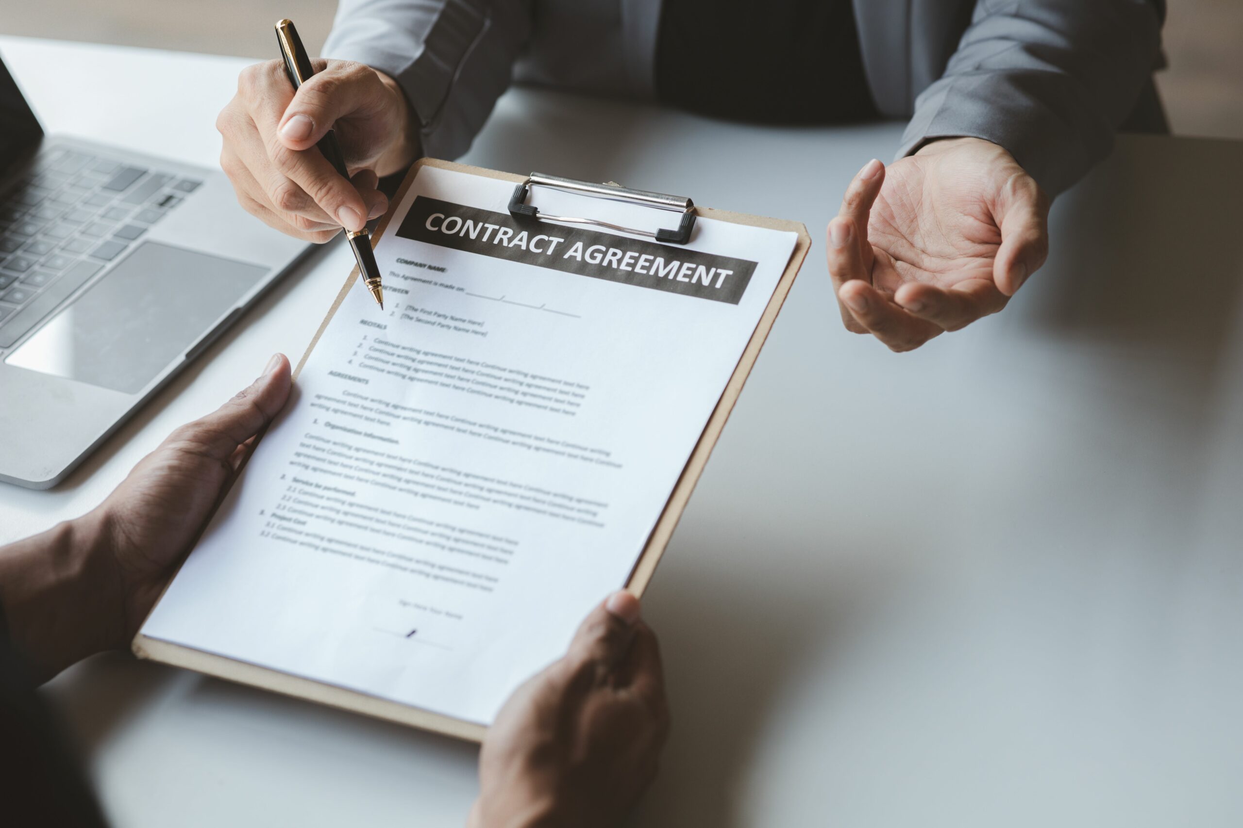 Employment advice from Golf HR: Resignation and notice periods