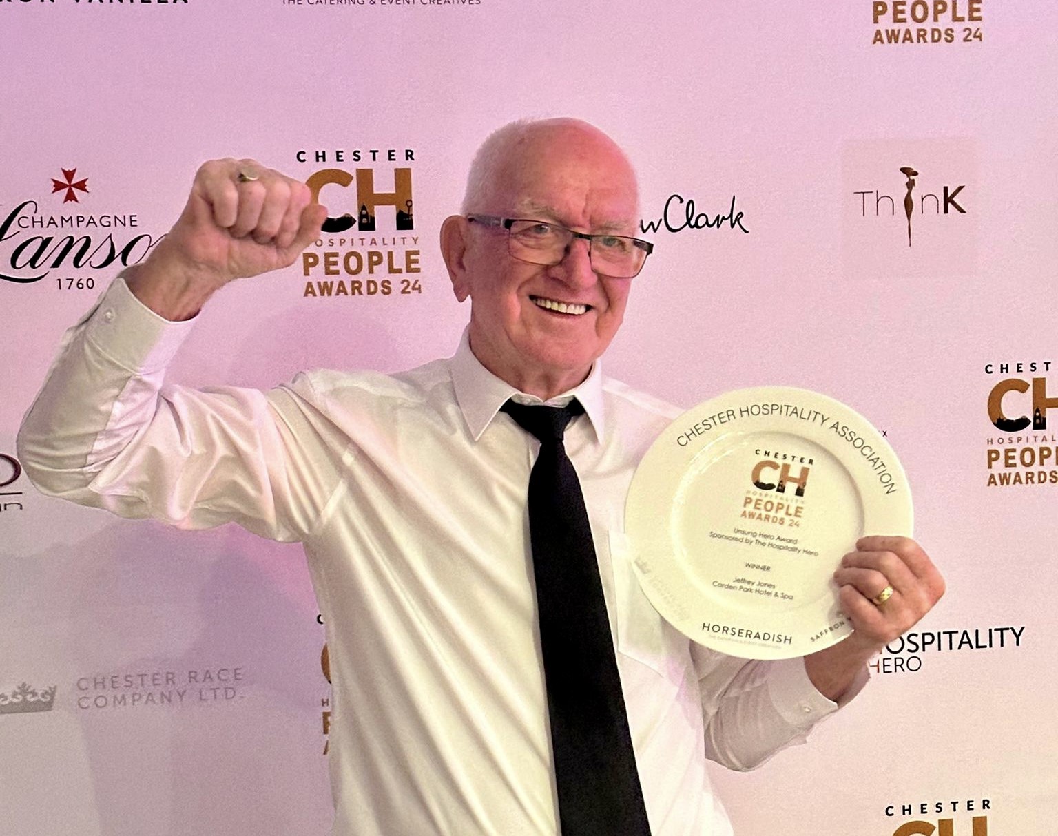 84-year-old greenkeeper “has no intention of retiring”