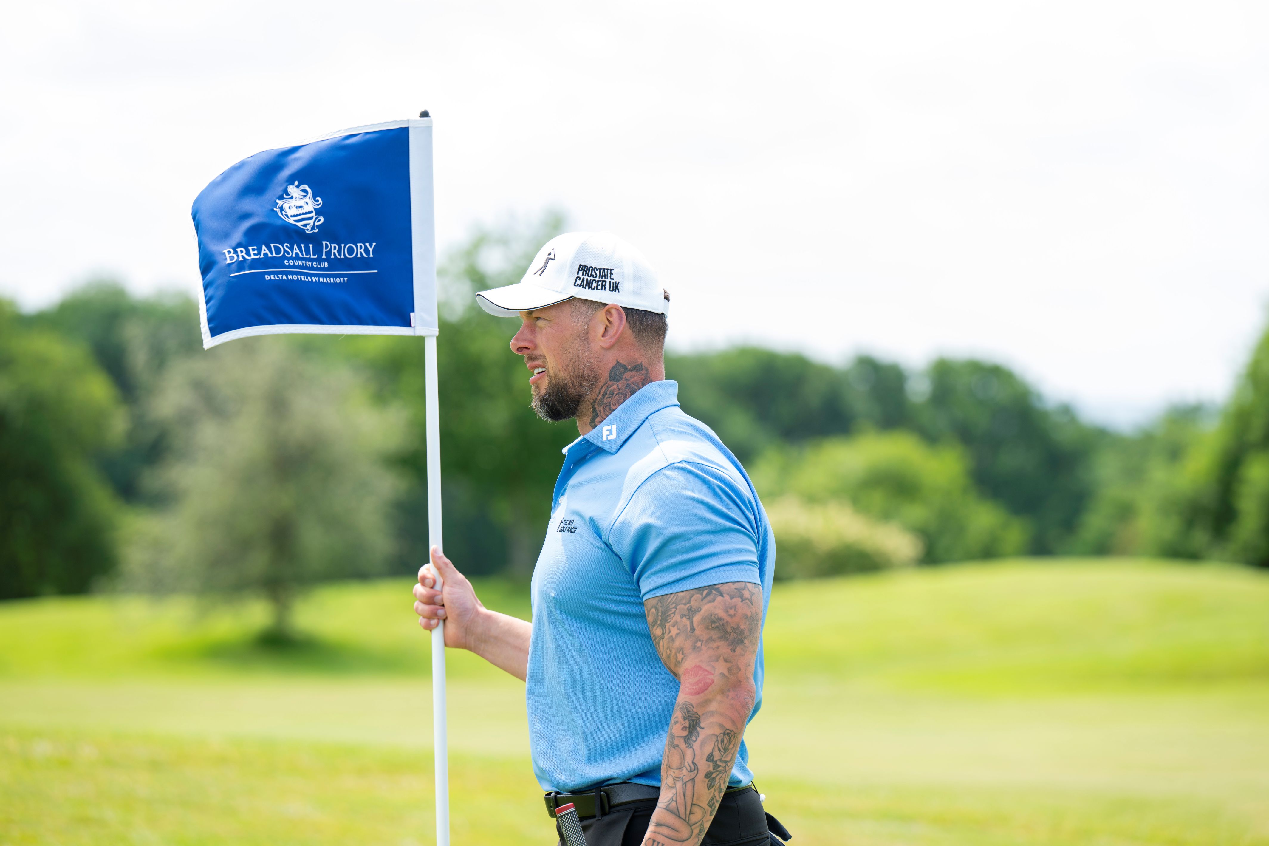 The Big Golf Race tees off